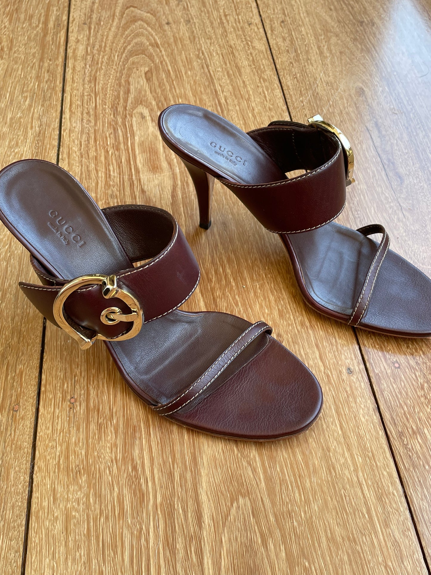 Gucci leather brown mules